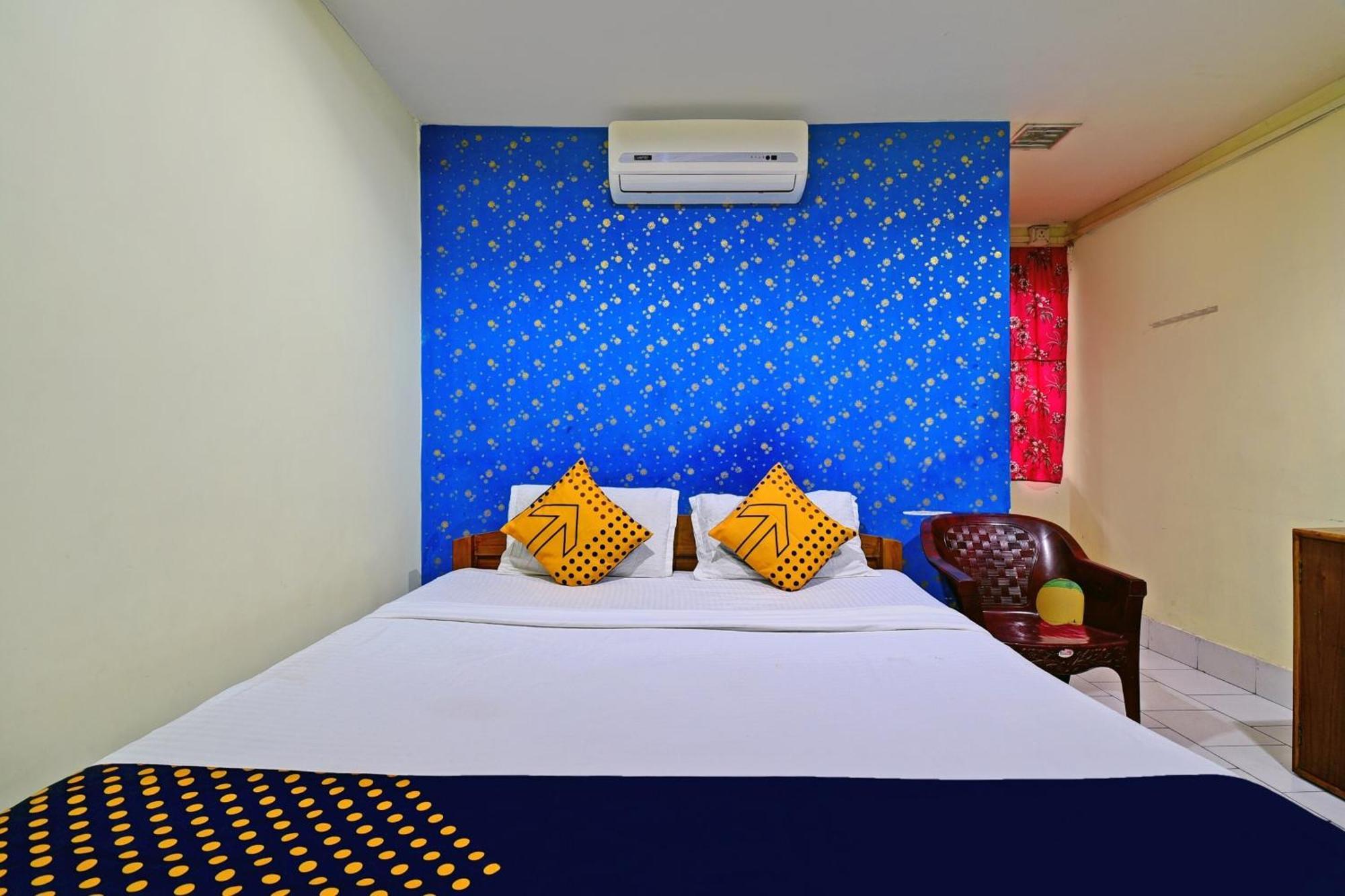 Oyo Flagship Thank You Lodge Nac Dispur Exterior foto